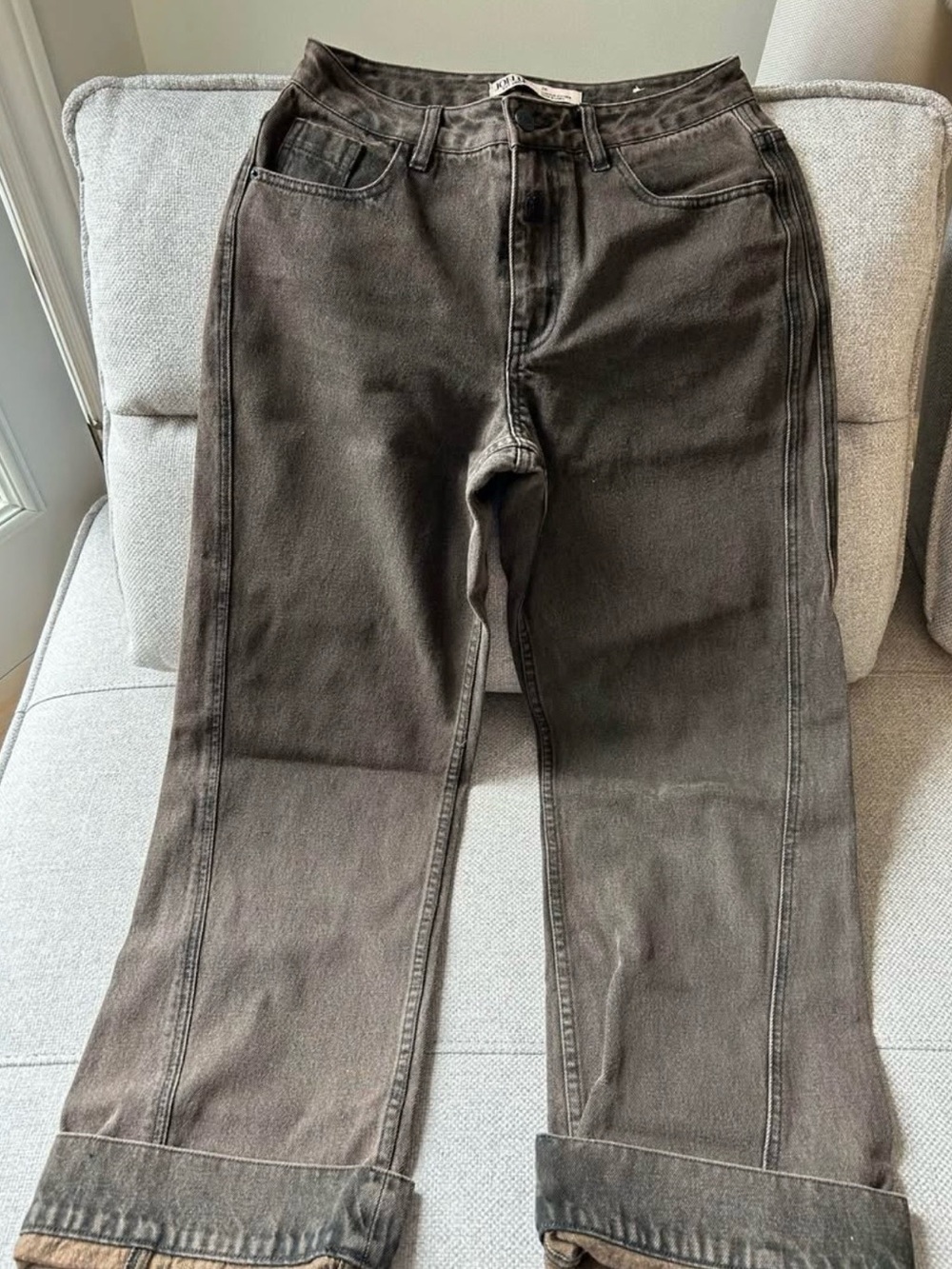 Women's Straight-Leg Jeans in Washed Gray